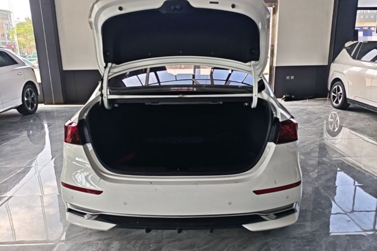 Used Kia K3 2021 Revised 1.5L CVT Fashion Edition Trunk