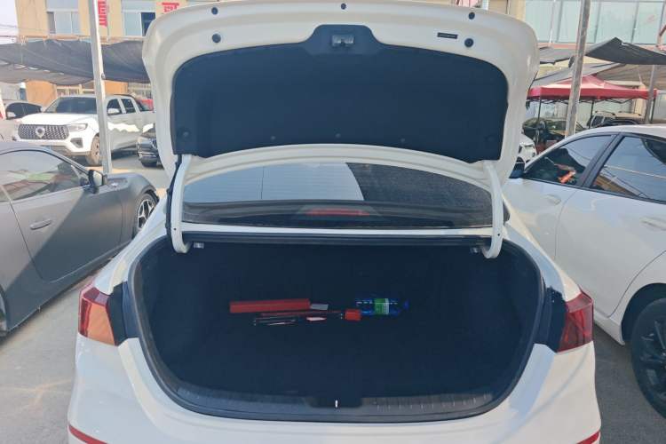 Used Kia K3 2021 Revised 1.5L CVT Fashion Edition Trunk