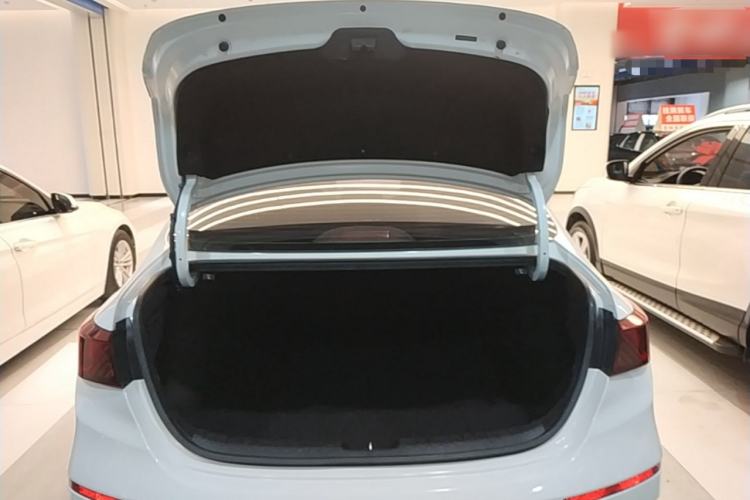 Used Kia K3 2021 Revised 1.5L CVT Fashion Edition Trunk