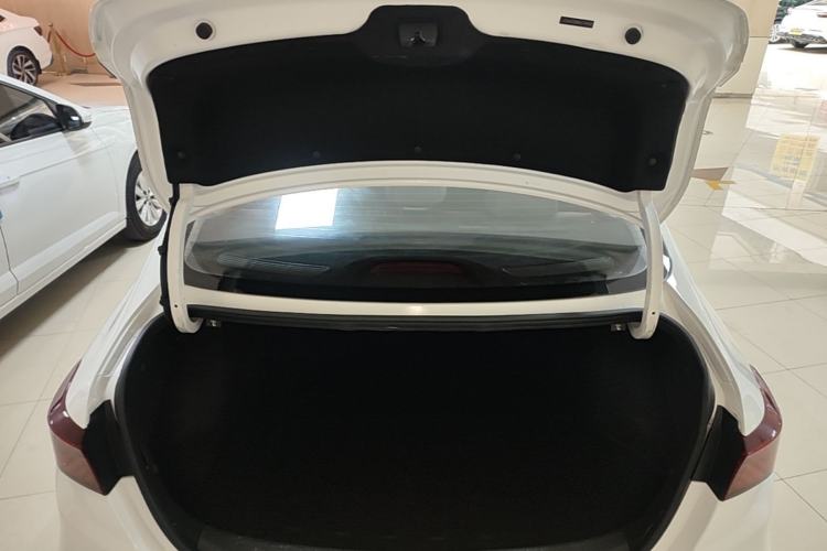 Used Kia K3 2021 Revised 1.5L CVT Youth Edition Trunk