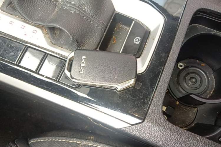 Used Kia K3 2021 Revised 1.5L CVT Fashion Edition Vehicle Key