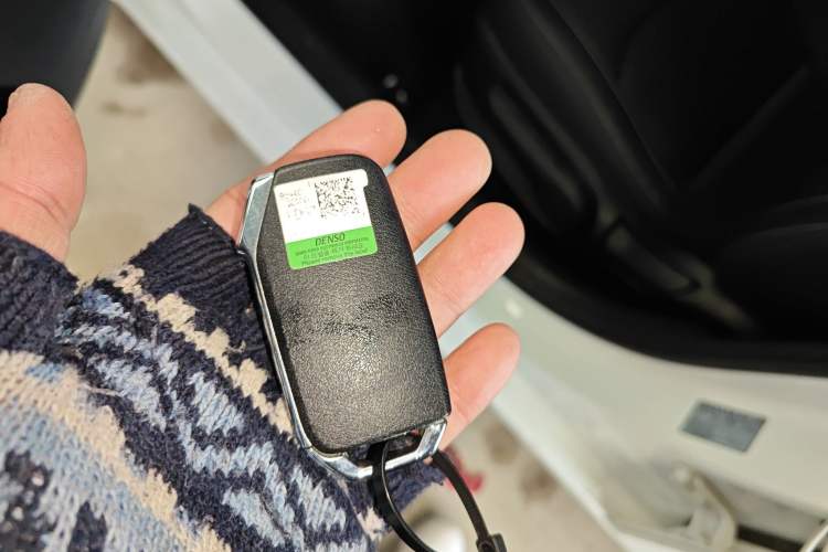 Used Kia K3 2021 Revised 1.5L CVT Fashion Edition Vehicle Key