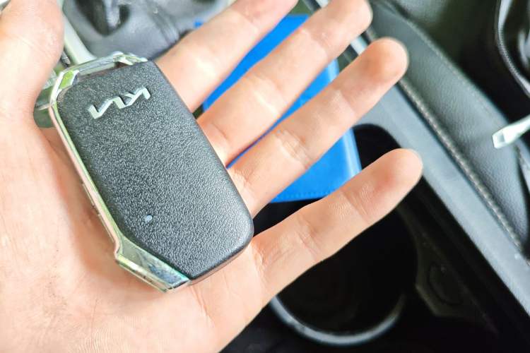 Used Kia K3 2021 Revised 1.5L CVT Fashion Edition Vehicle Key