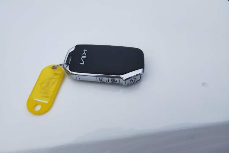 Used Kia K3 2021 Revised 1.5L CVT Fashion Edition Vehicle Key