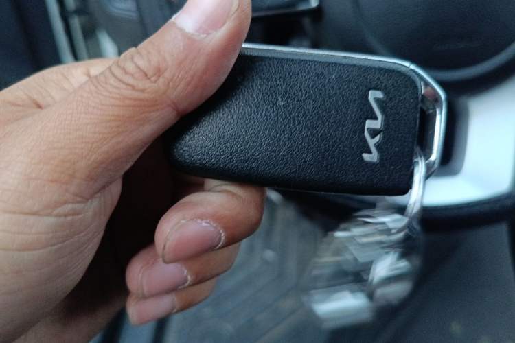 Used Kia K3 2021 Revised 1.5L CVT Fashion Edition Vehicle Key