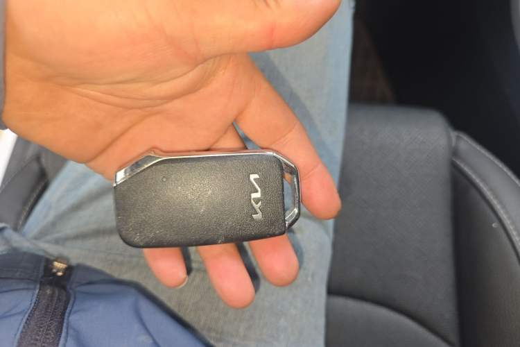 Used Kia K3 2021 Revised 1.5L CVT Fashion Edition Vehicle Key