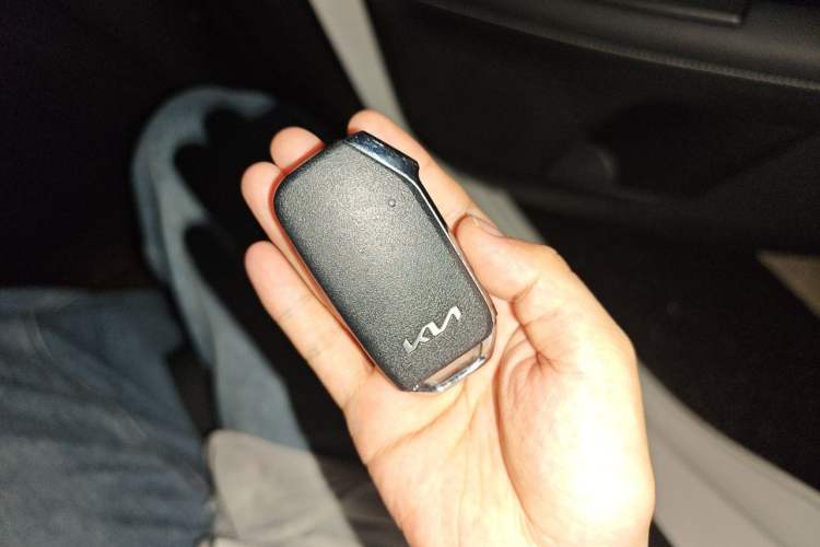 Used Kia K3 2021 Revised 1.5L CVT Fashion Edition Vehicle Key
