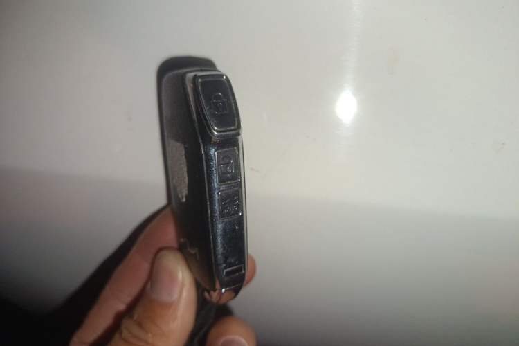 Used Kia K3 2021 Revised 1.5L CVT Fashion Edition Vehicle Key