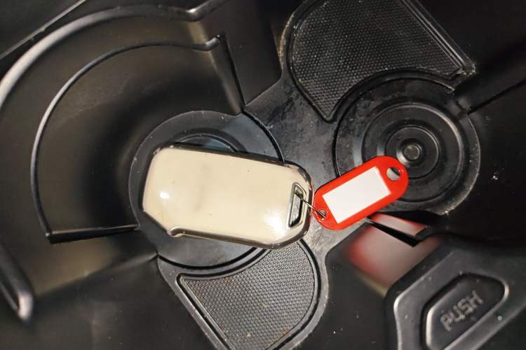 Used Kia K3 2021 Revised 1.5L CVT Fashion Edition Vehicle Key