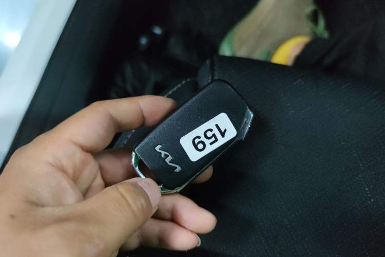 Used Kia K3 2021 Revised 1.5L CVT Fashion Edition Vehicle Key
