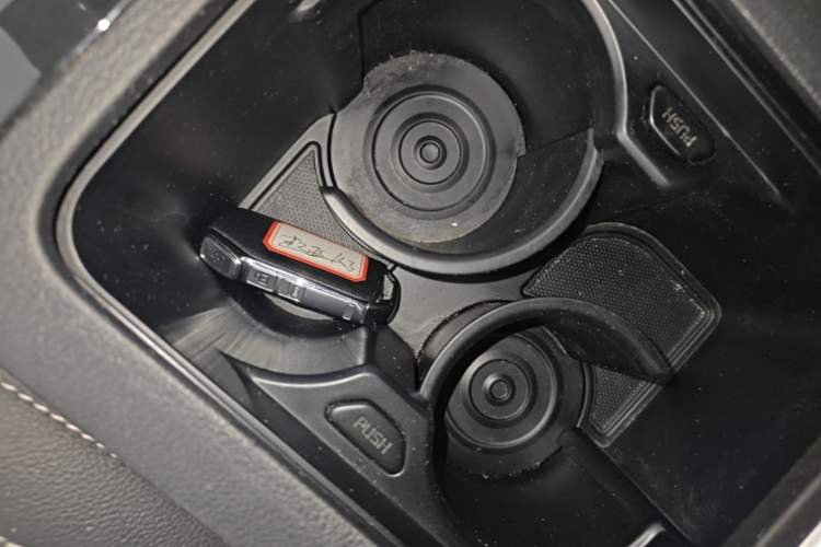 Used Kia K3 2021 Revised 1.5L CVT Fashion Edition Vehicle Key