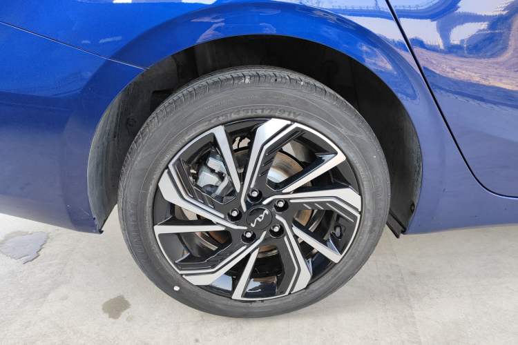 Used Kia K3 2023 1.5L CVT Luxury Edition Right Rear Wheel Hub