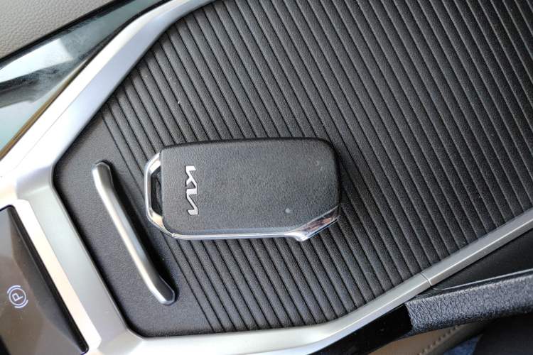 Used Kia K3 2023 1.5L CVT Luxury Edition Vehicle Key