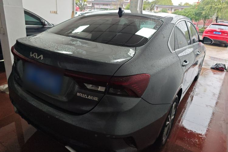 Used Kia K3 2023 1.5L CVT Luxury Edition Rear Right 45 Deg