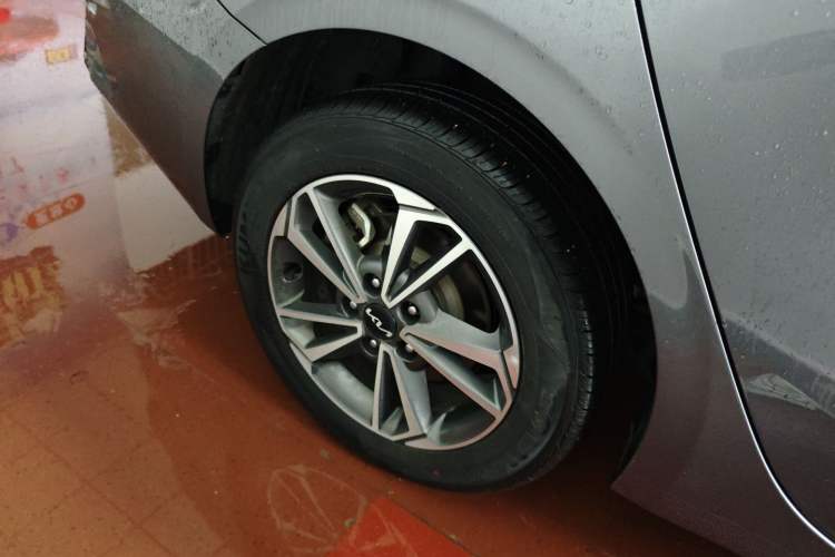 Used Kia K3 2023 1.5L CVT Luxury Edition Right Rear Wheel Hub