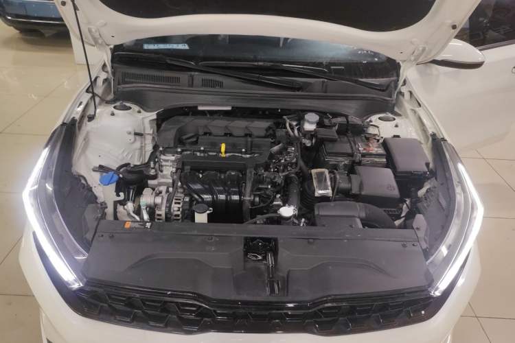 Used Kia K3 2023 1.5L CVT Luxury Edition Engine Bay