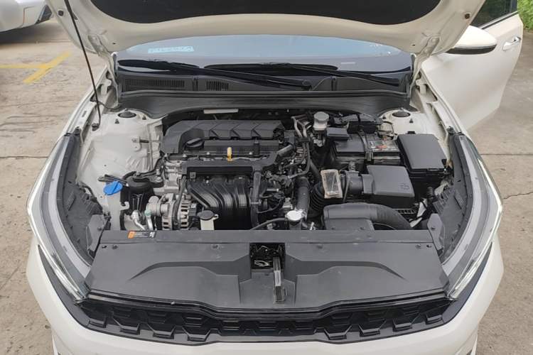 Used Kia K3 2023 1.5L CVT Luxury Edition Engine Bay