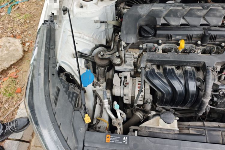 Used Kia K3 2023 1.5L CVT Luxury Edition Engine Bay Right