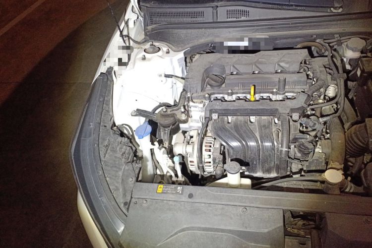 Used Kia K3 2023 1.5L CVT Luxury Edition Engine Bay Right