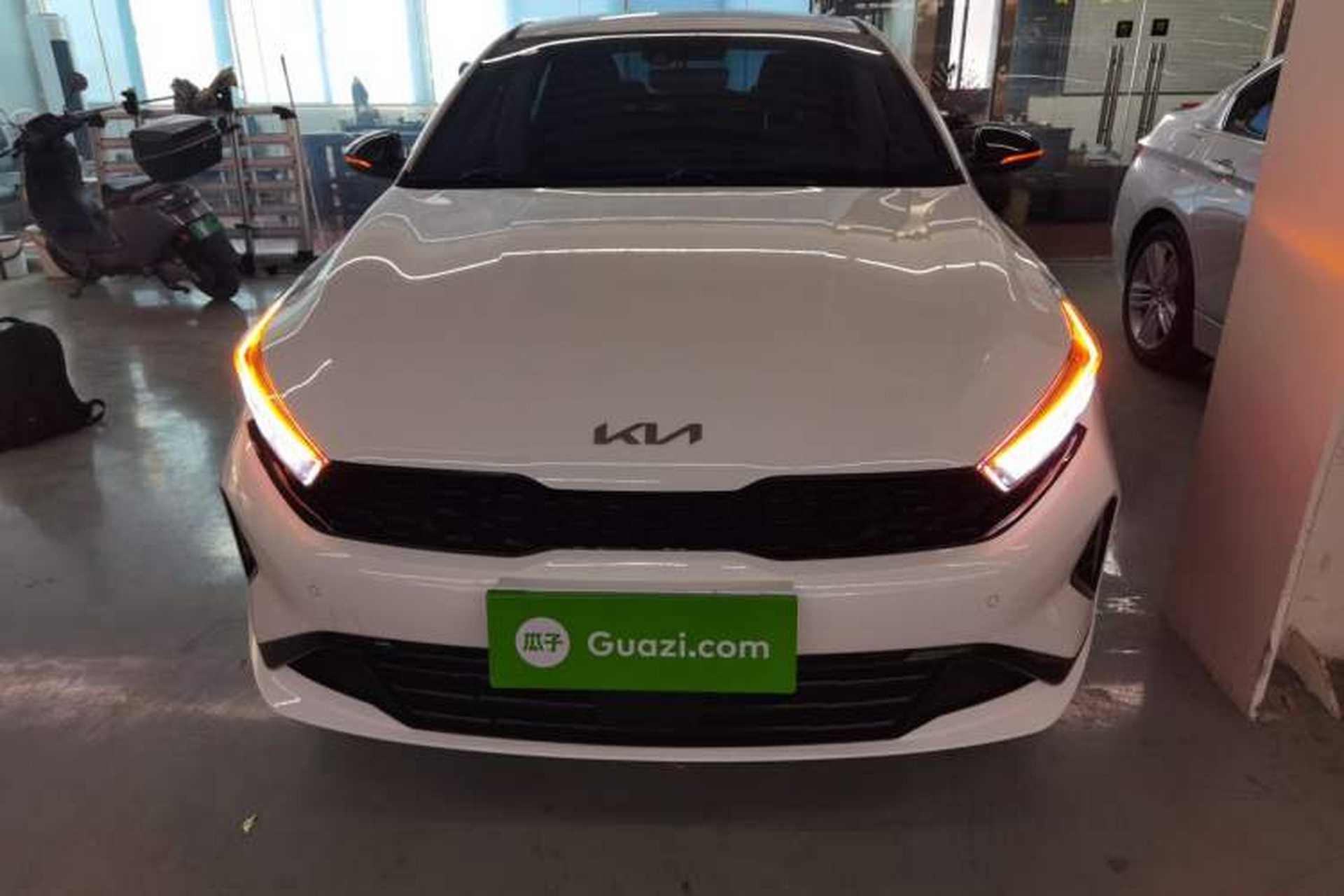 Used Kia K3 2023 1.4T DCT Prestige Luxury Edition Exterior 1