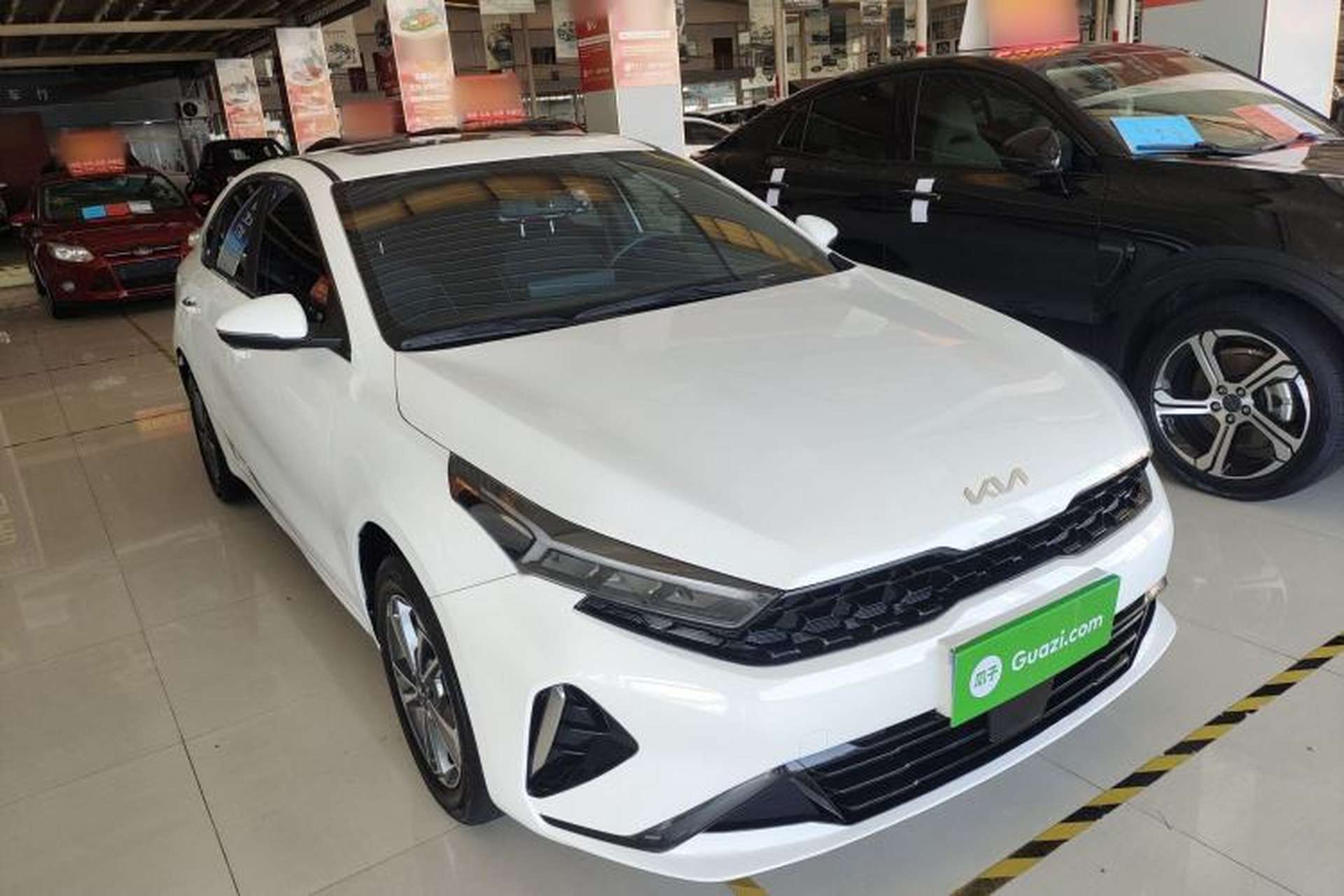 Used Kia K3 2023 1.5L CVT Luxury Edition Exterior 2