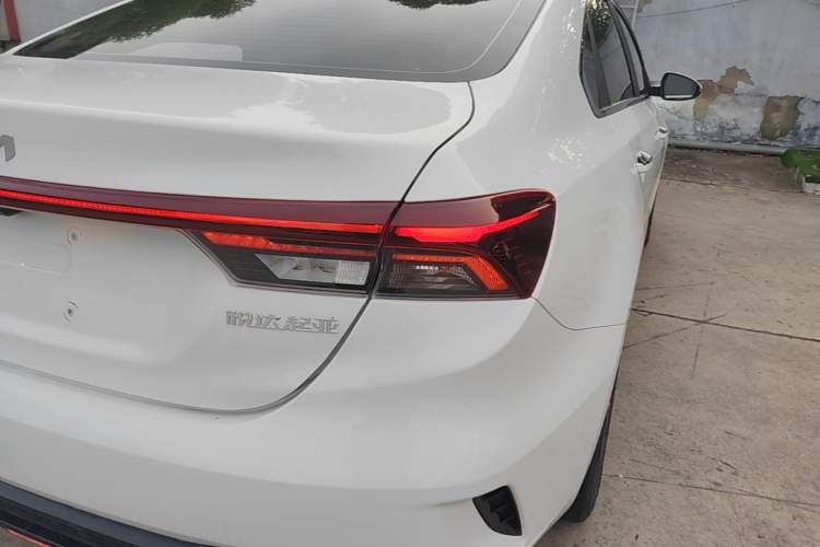 Used Kia K3 2023 1.5L CVT Luxury Edition Exterior 3