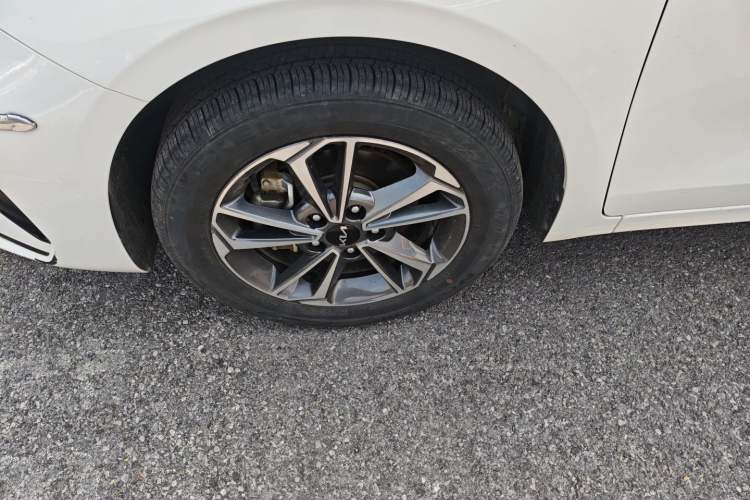 Used Kia K3 2023 1.5L CVT Luxury Edition Exterior 4