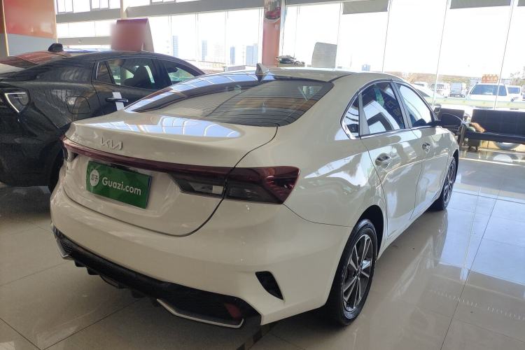 Used Kia K3 2023 1.5L CVT Luxury Edition Exterior 5