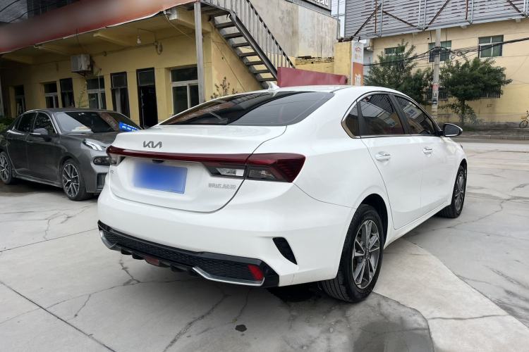 Used Kia K3 2023 1.5L CVT Luxury Edition Exterior 5