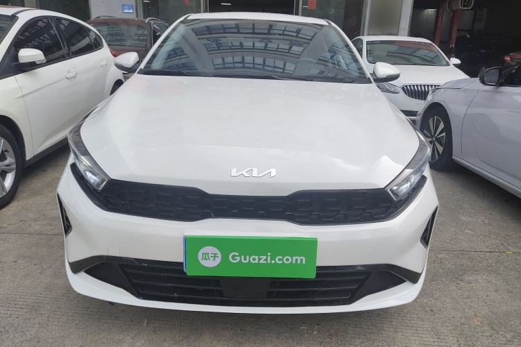 Used Kia K3 2023 1.5L CVT Luxury Edition Front