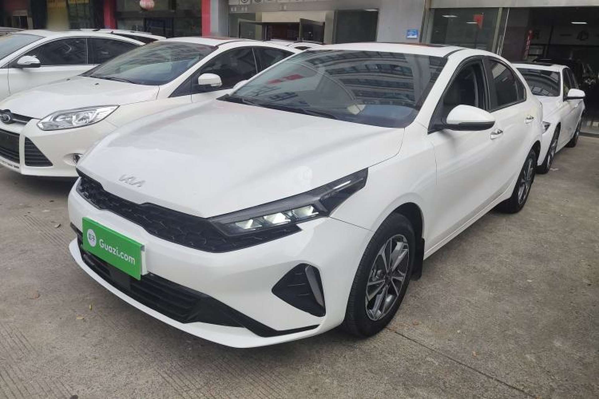 Used Kia K3 2023 1.5L CVT Luxury Edition Front Left 45 Deg