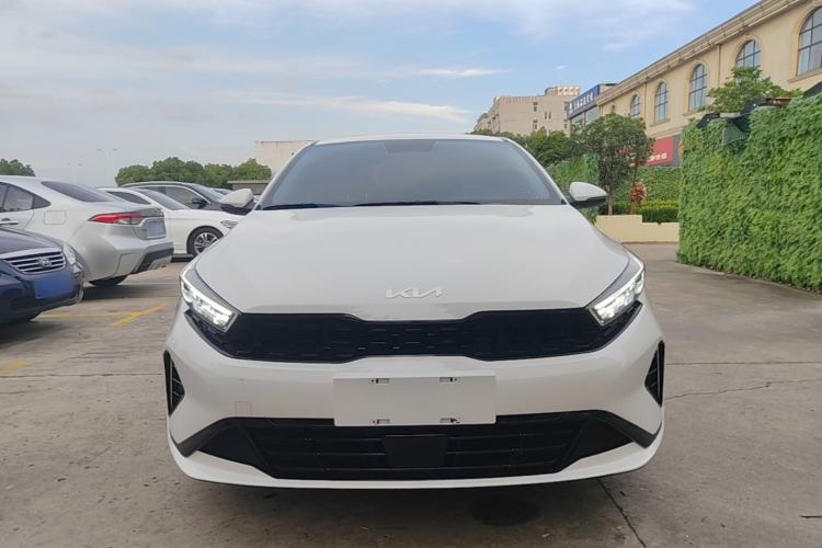 Used Kia K3 2023 1.5L CVT Luxury Edition Front