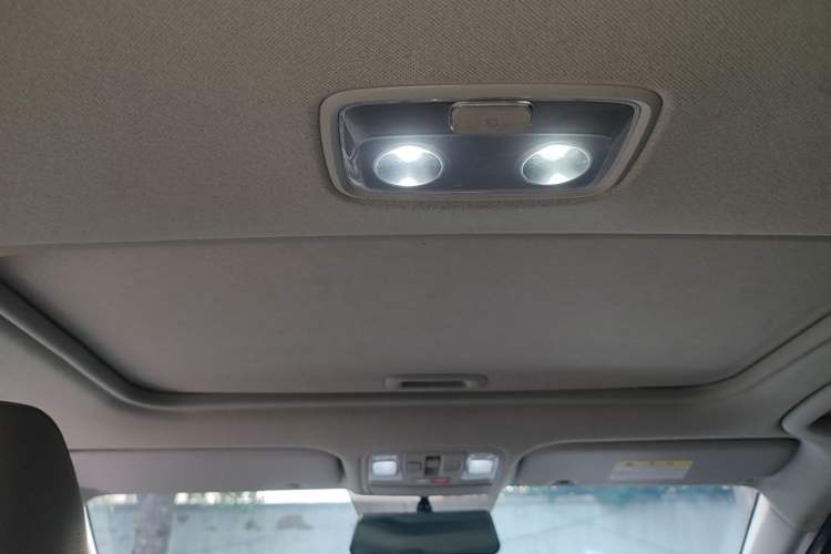 Used Kia K3 2023 1.5L CVT Luxury Edition Headliner