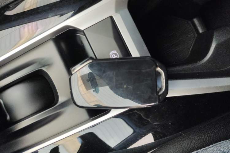 Used Kia K3 2023 1.5L CVT Luxury Edition Interior 1