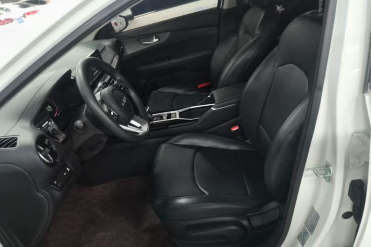 Used Kia K3 2023 1.5L CVT Comfort Edition Left Front Seat