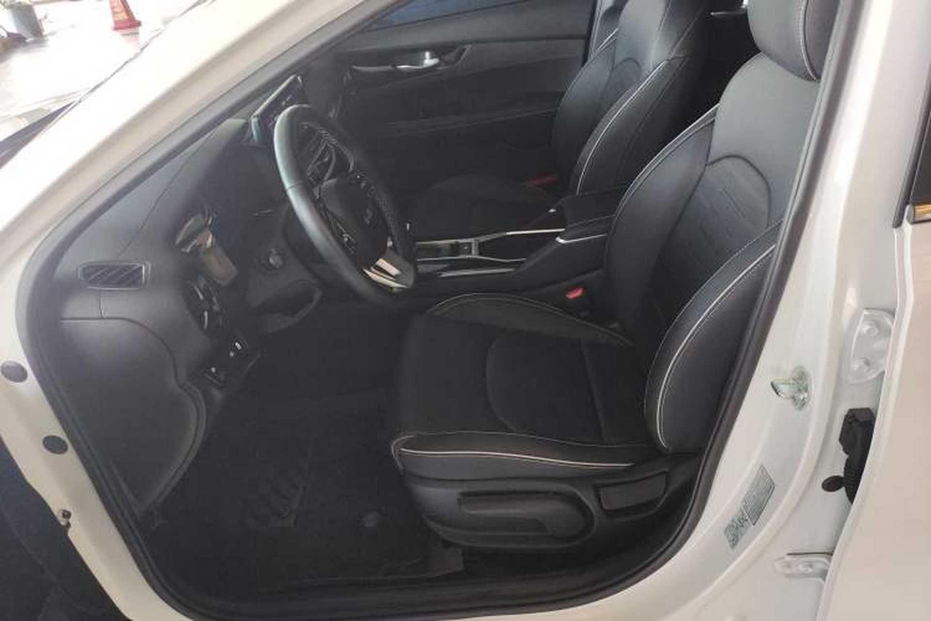 Used Kia K3 2023 1.5L CVT Luxury Edition Left Front Seat