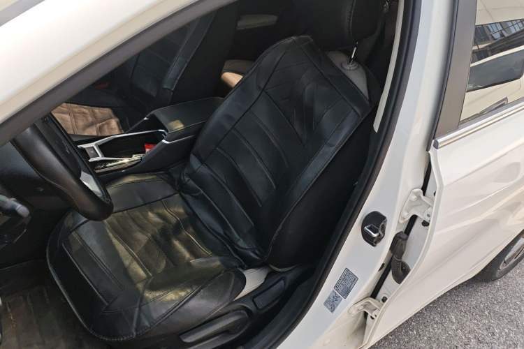 Used Kia K3 2023 1.5L CVT Luxury Edition Left Front Seat