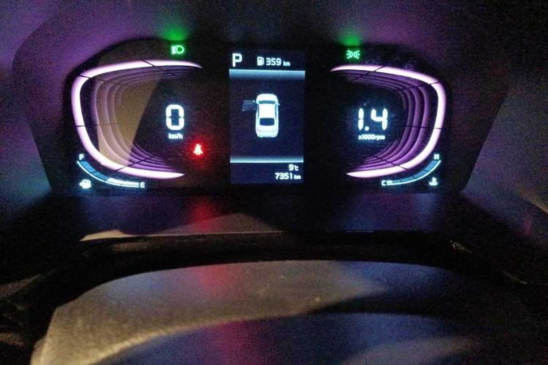 Used Kia K3 2023 1.5L CVT Luxury Edition Odometer Close Up