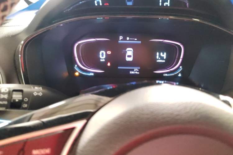 Used Kia K3 2023 1.5L CVT Luxury Edition Odometer Close Up