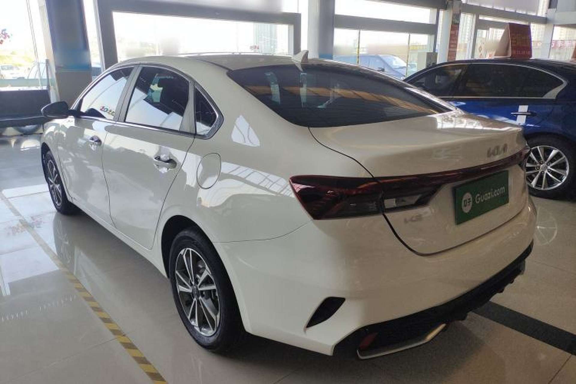 Used Kia K3 2023 1.5L CVT Luxury Edition Rear Left 45 Deg