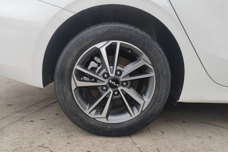 Used Kia K3 2023 1.5L CVT Luxury Edition Right Rear Wheel Hub