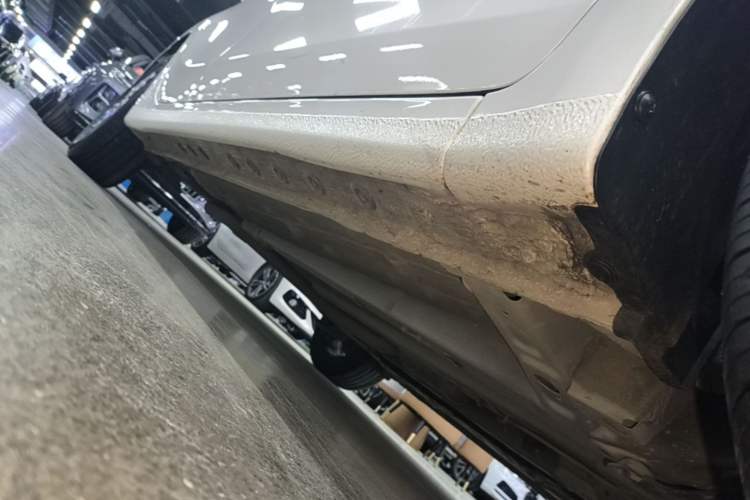 Used Kia K3 2023 1.5L CVT Comfort Edition Right Side Sill