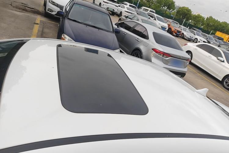 Used Kia K3 2023 1.5L CVT Luxury Edition Roof