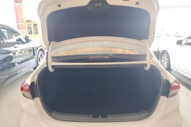 Used Kia K3 2023 1.5L CVT Luxury Edition Trunk
