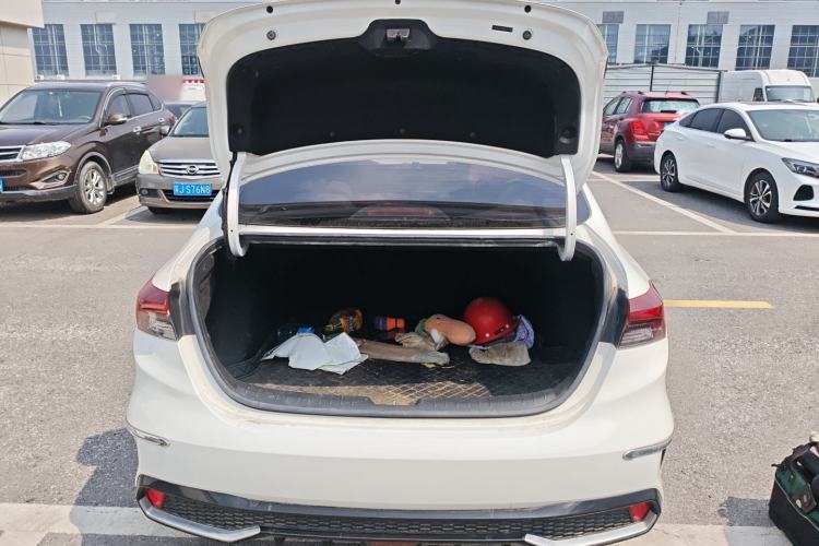 Used Kia K3 2023 1.5L CVT Luxury Edition Trunk