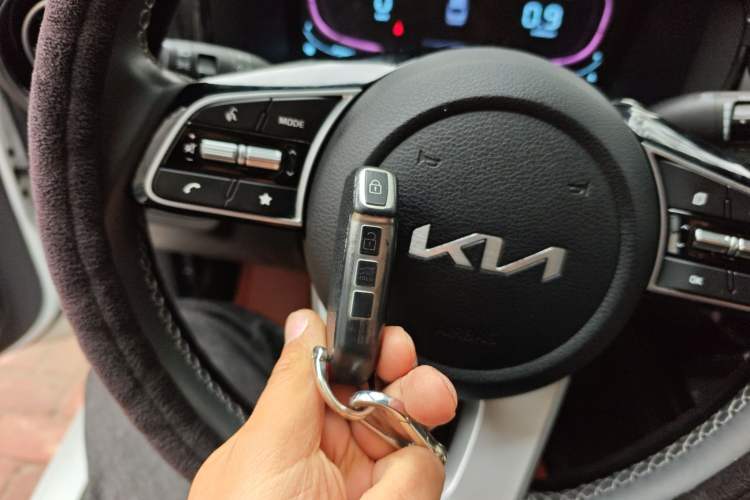 Used Kia K3 2023 1.5L CVT Luxury Edition Vehicle Key