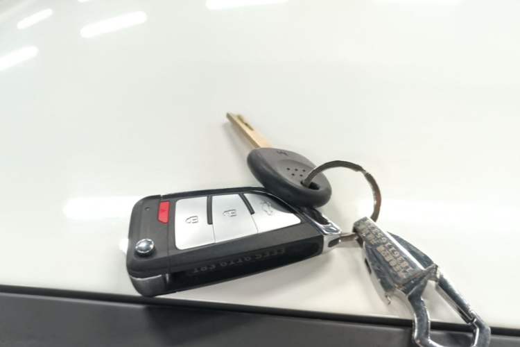 Used Kia K3 2023 1.5L CVT Comfort Edition Vehicle Key