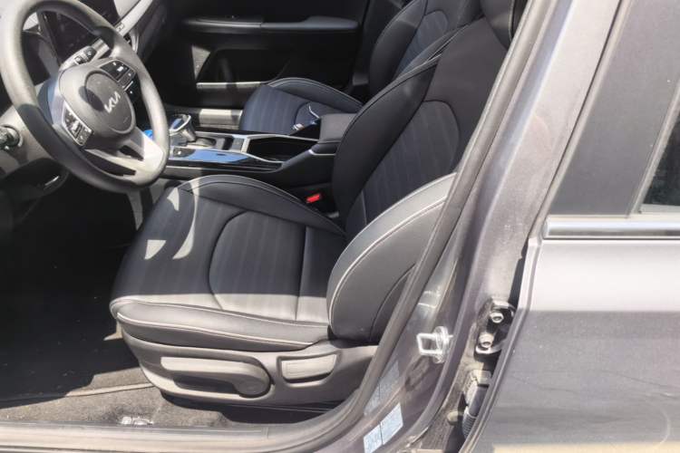 Used Kia K3 2024 1.5L CVT Comfort Plus Edition Left Front Seat
