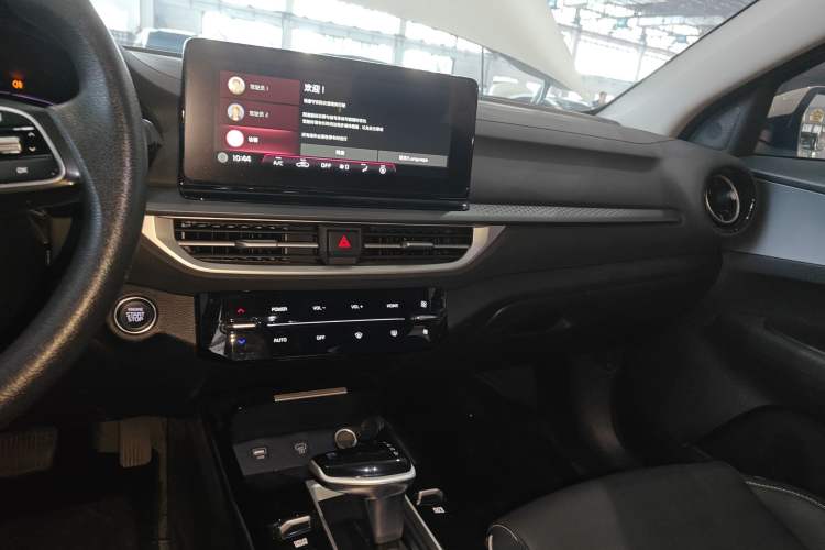 Used Kia K3 2024 1.5L CVT Comfort Plus Edition Audio And AC Panel