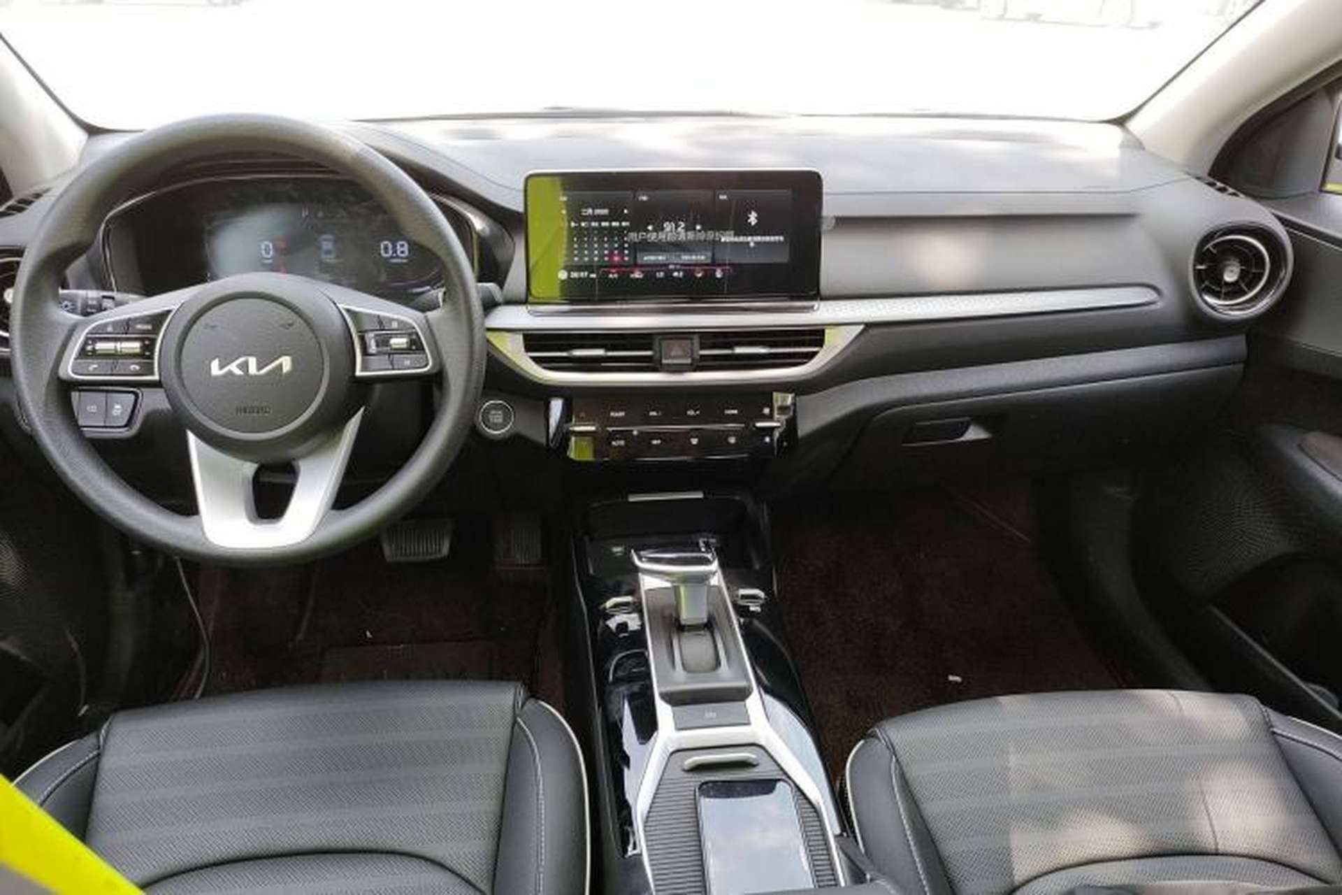 Used Kia K3 2024 1.5L CVT Comfort Plus Edition Center Console